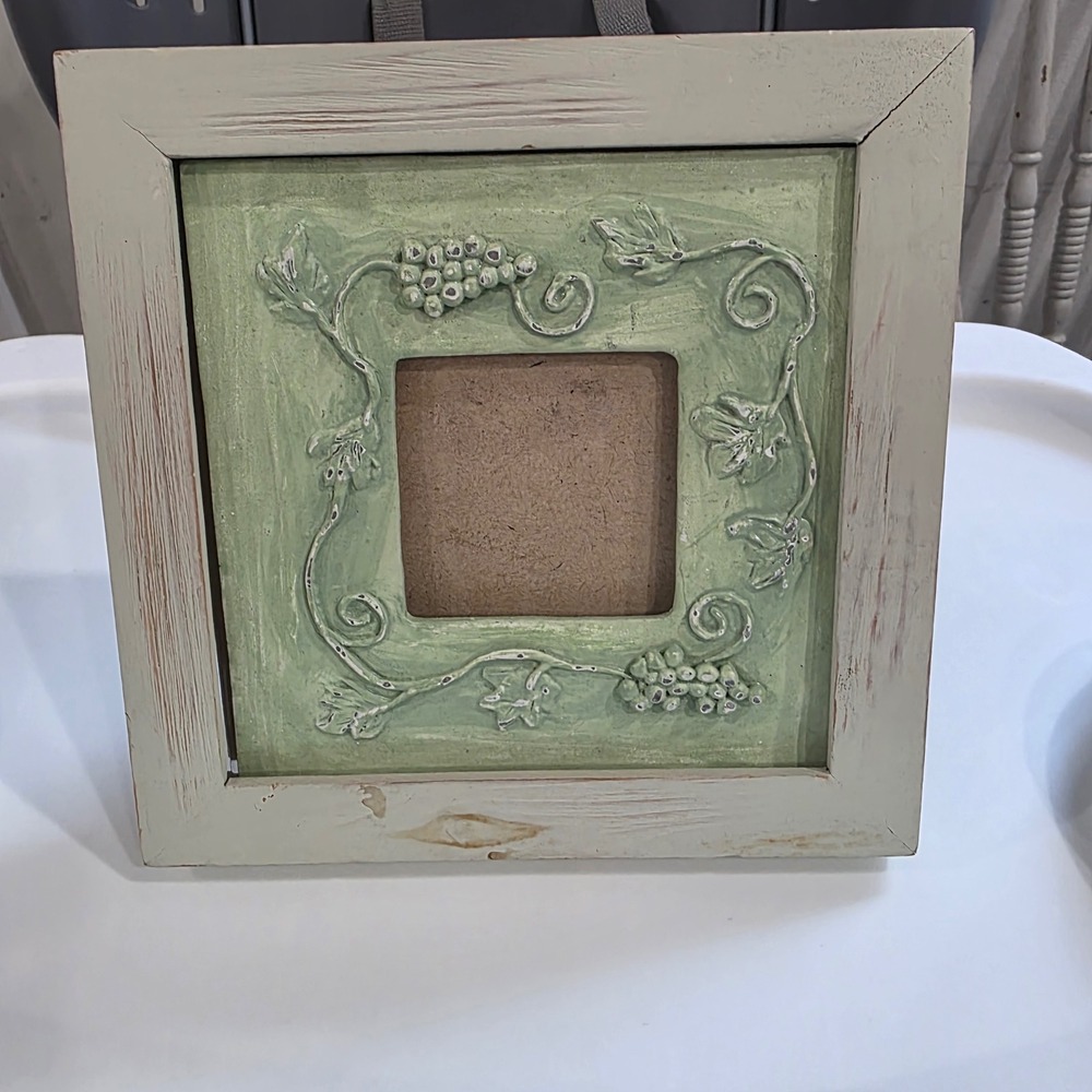 4x4 Rustic Grapevine Relief Picture Frame Square Distressed Sage Green Farmhouse